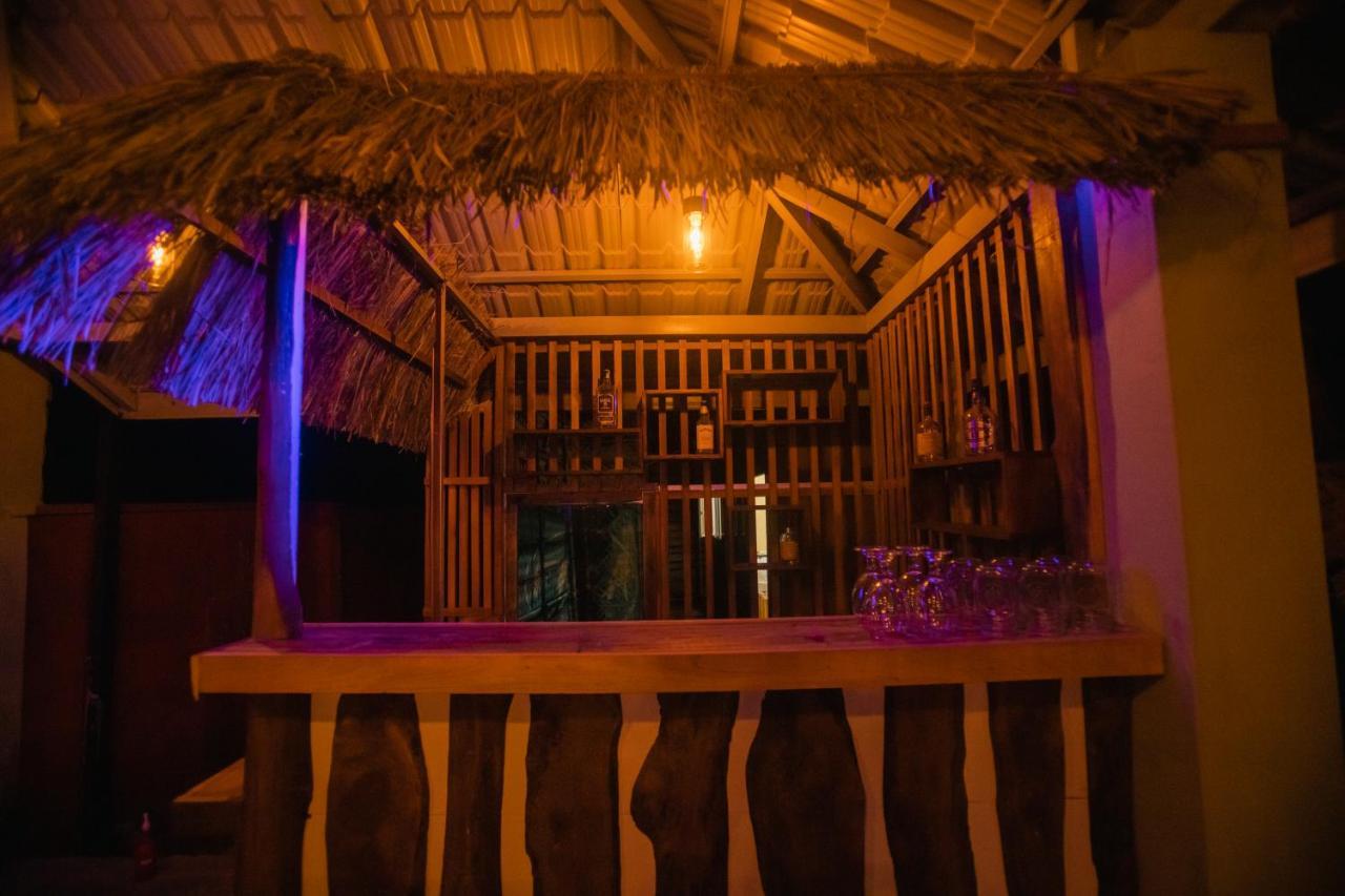 Supreme Dambulla Hotel Exterior foto